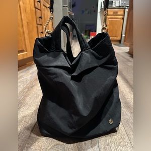 Lululemon On My Level Bag